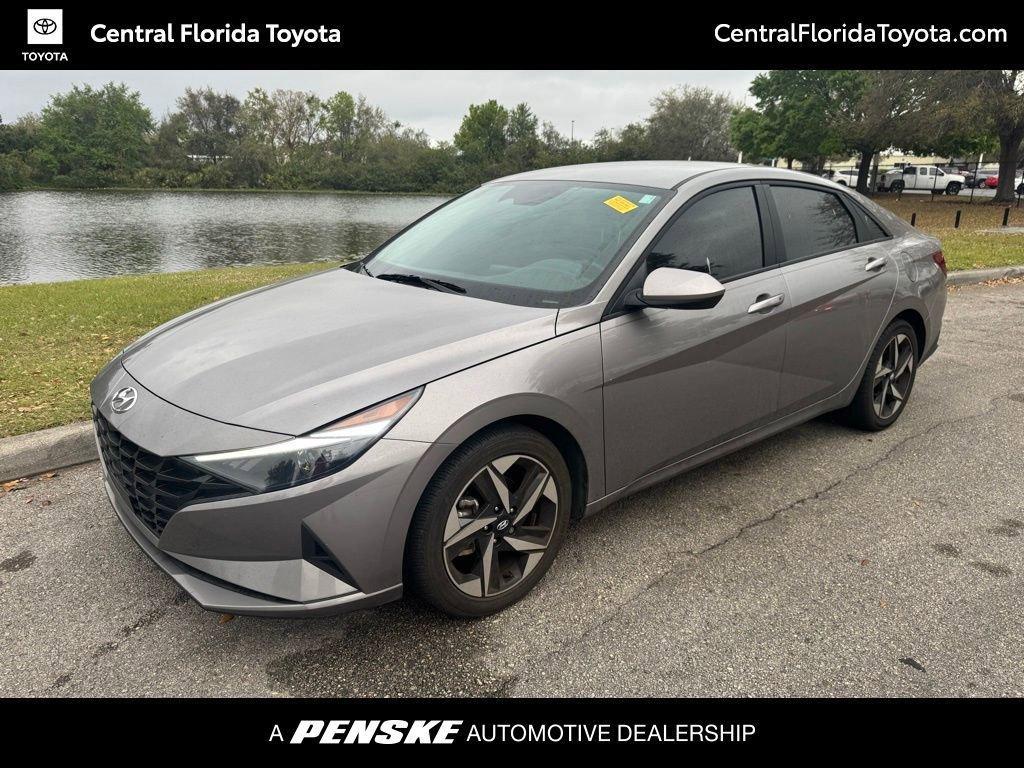 used 2023 Hyundai Elantra car