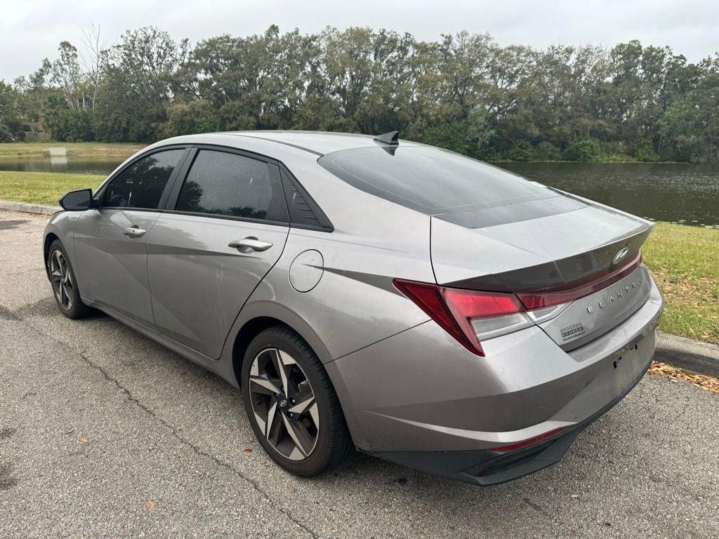 used 2023 Hyundai Elantra car