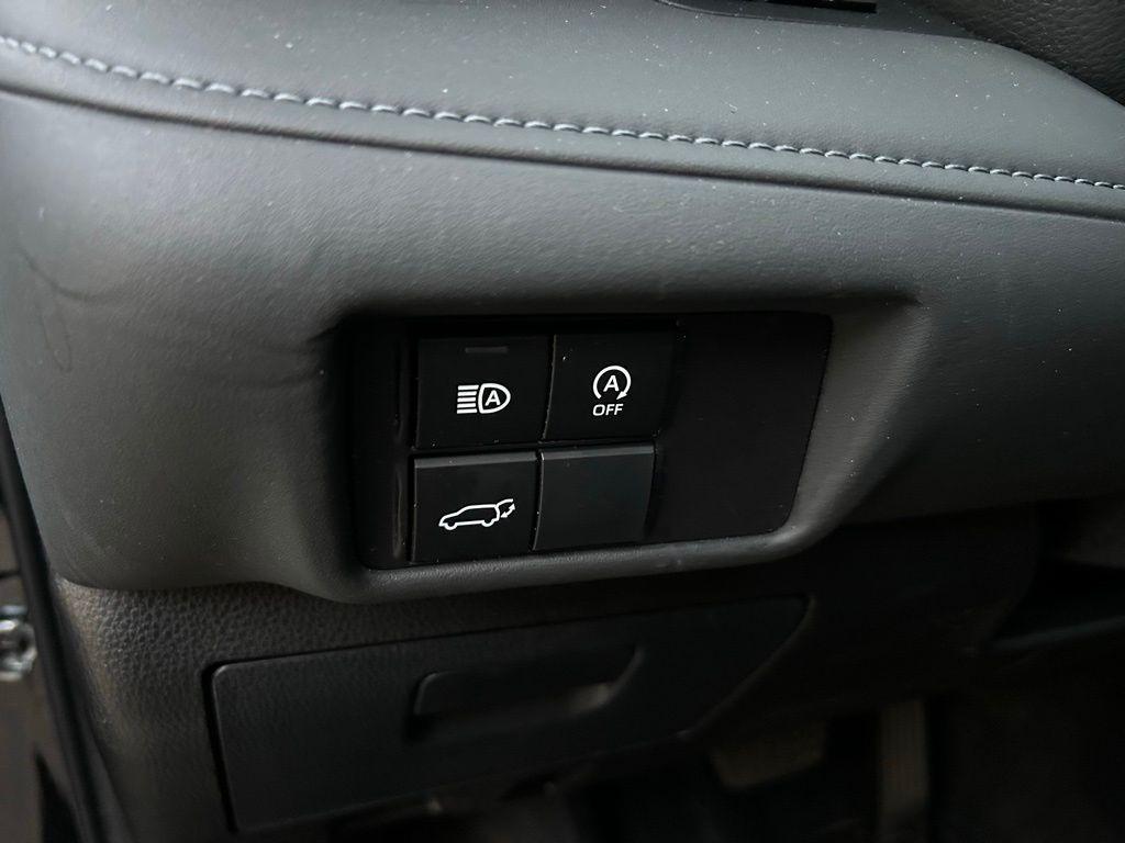 used 2024 Toyota Highlander car, priced at $36,937