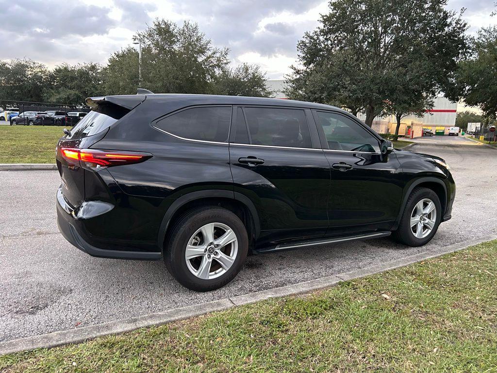 used 2024 Toyota Highlander car, priced at $36,937
