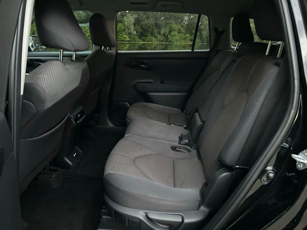 used 2024 Toyota Highlander car, priced at $36,937