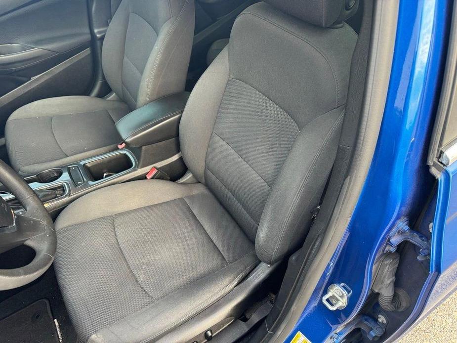 used 2017 Chevrolet Cruze car