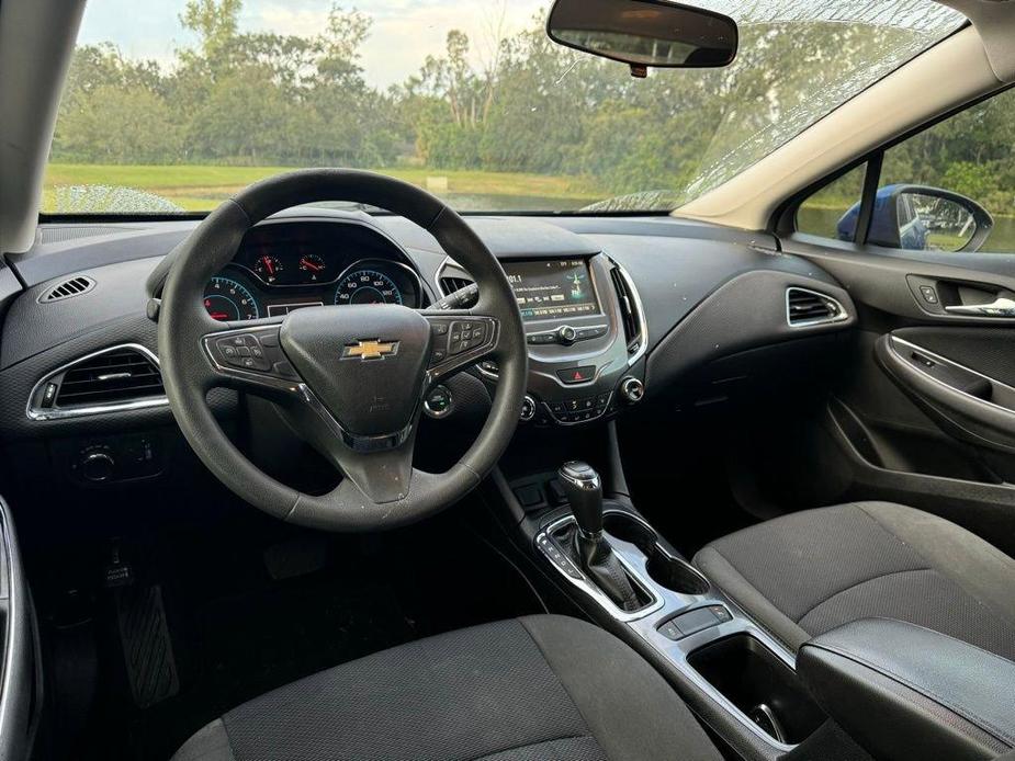 used 2017 Chevrolet Cruze car