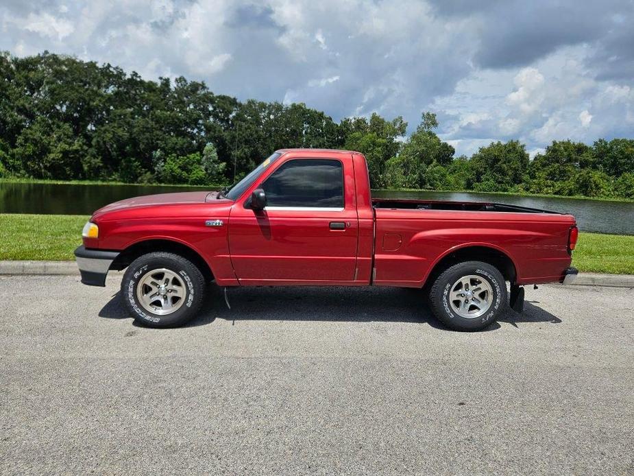 used 2000 Mazda B2500 car