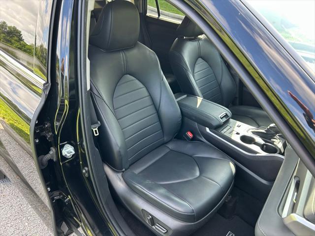 used 2022 Toyota Highlander car, priced at $32,977