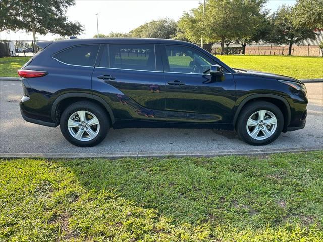 used 2021 Toyota Highlander car, priced at $23,977