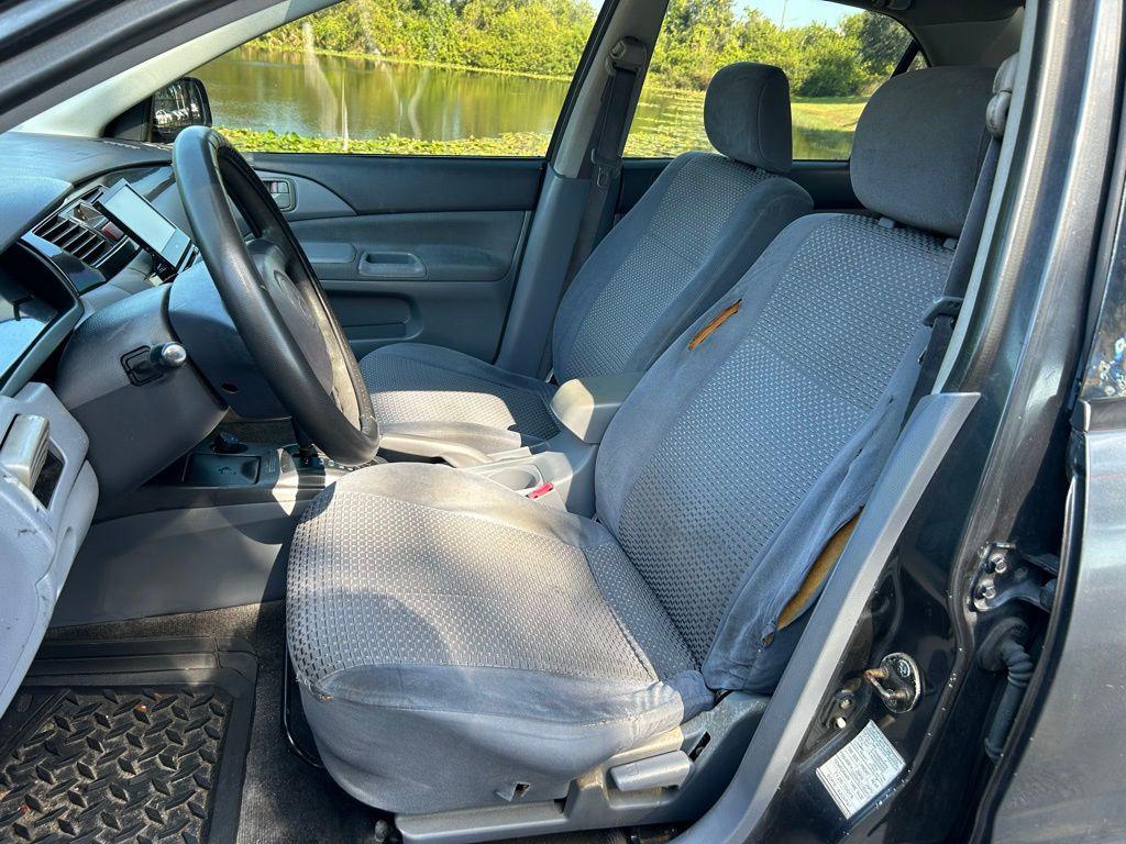 used 2002 Mitsubishi Lancer car