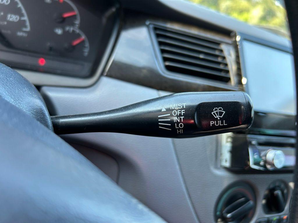used 2002 Mitsubishi Lancer car