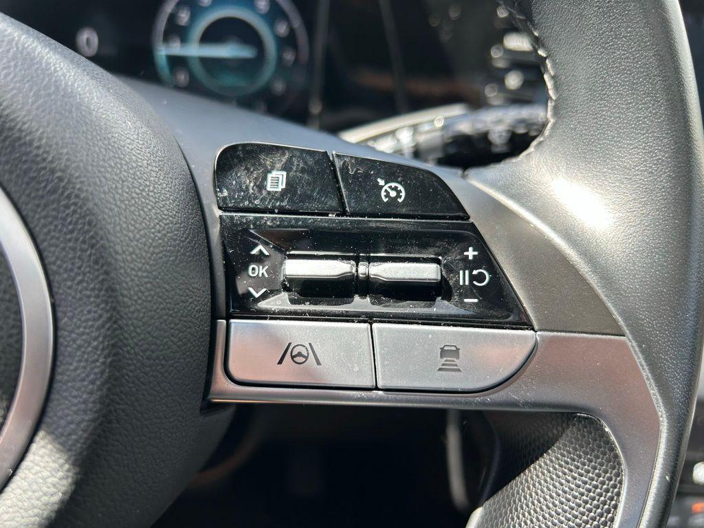 used 2021 Hyundai Elantra car, priced at $18,237