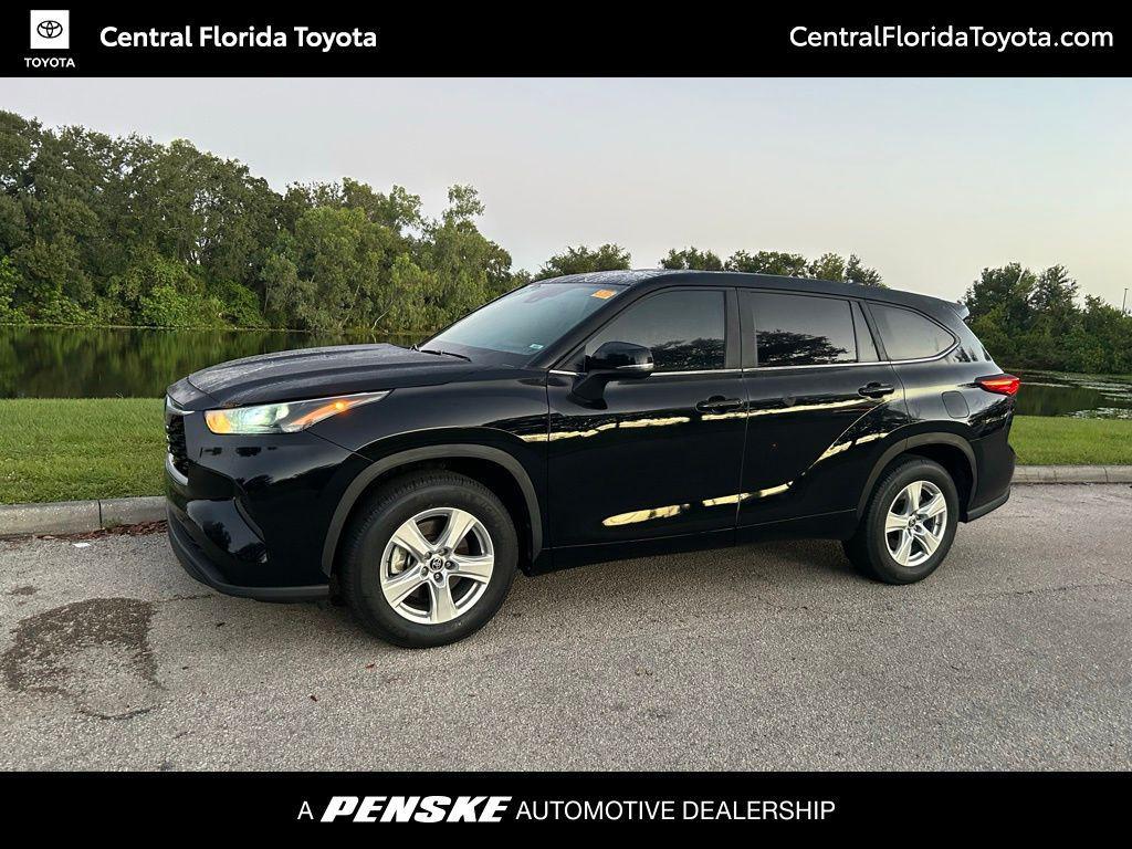 used 2023 Toyota Highlander car, priced at $30,937