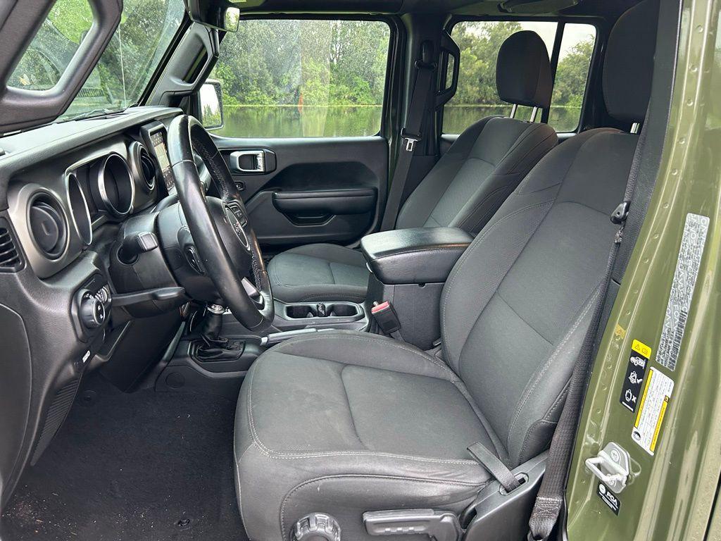used 2021 Jeep Gladiator car, priced at $28,977