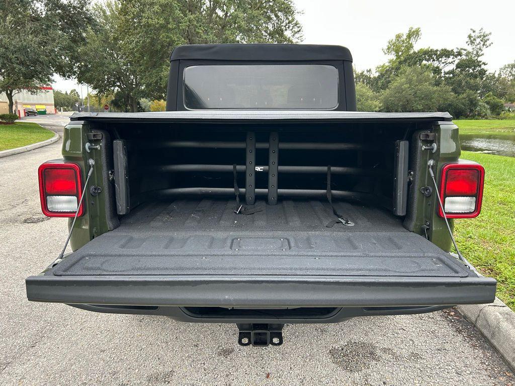 used 2021 Jeep Gladiator car, priced at $28,977