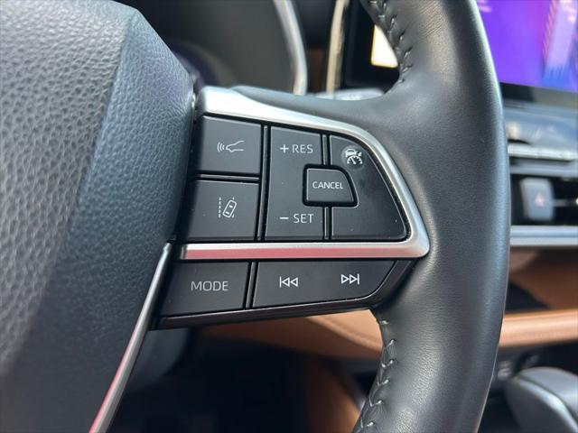 used 2023 Toyota Highlander car, priced at $49,977