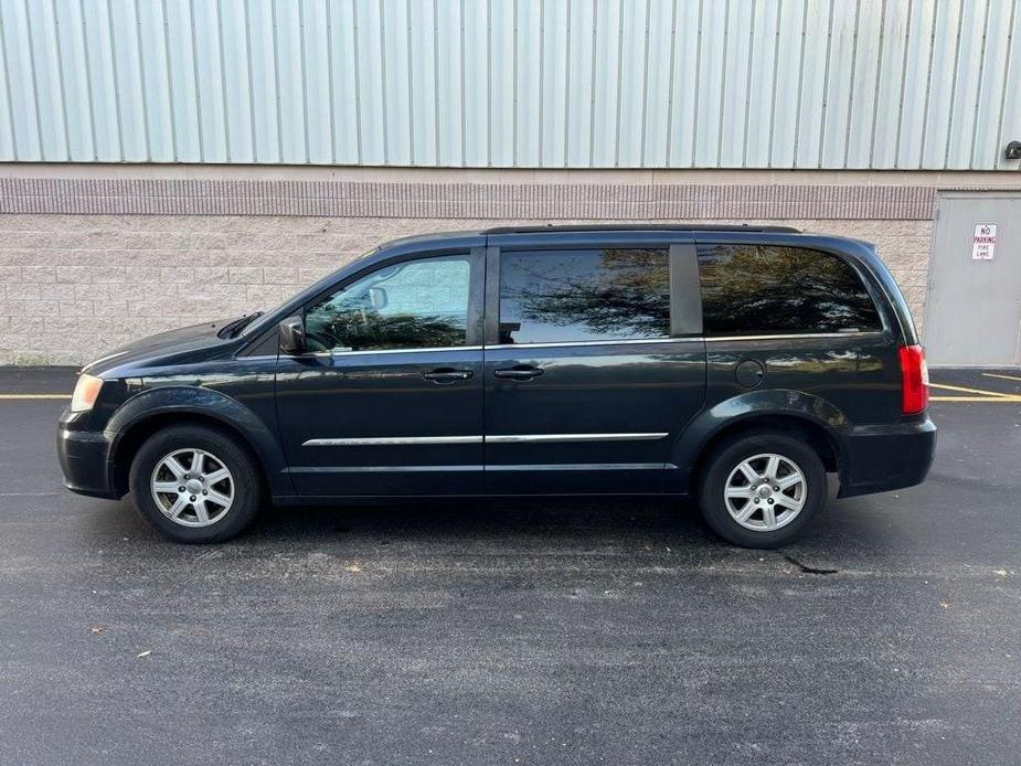 used 2013 Chrysler Town & Country car