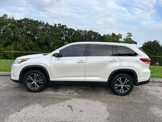 used 2019 Toyota Highlander car, priced at $22,937