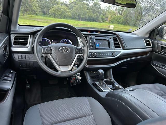 used 2019 Toyota Highlander car, priced at $22,937