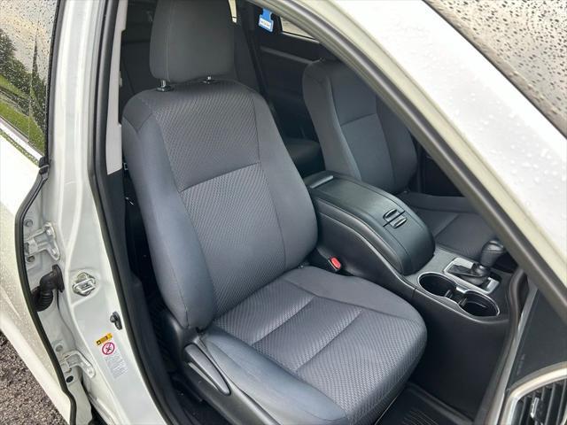 used 2019 Toyota Highlander car, priced at $22,937