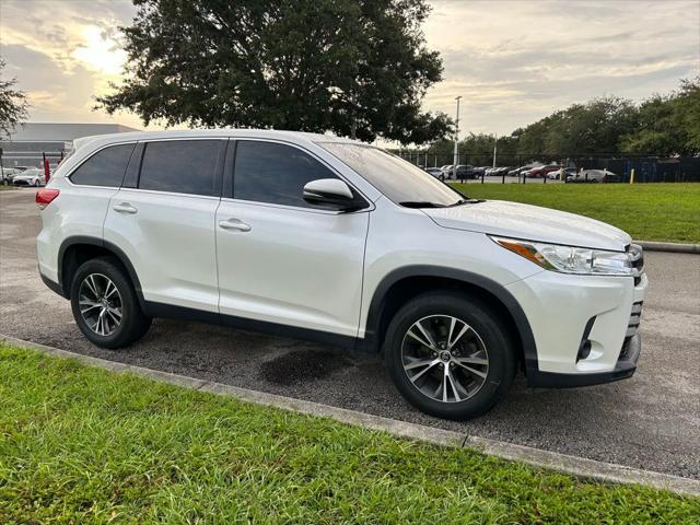 used 2019 Toyota Highlander car, priced at $22,937
