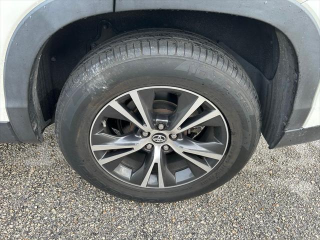 used 2019 Toyota Highlander car, priced at $22,937