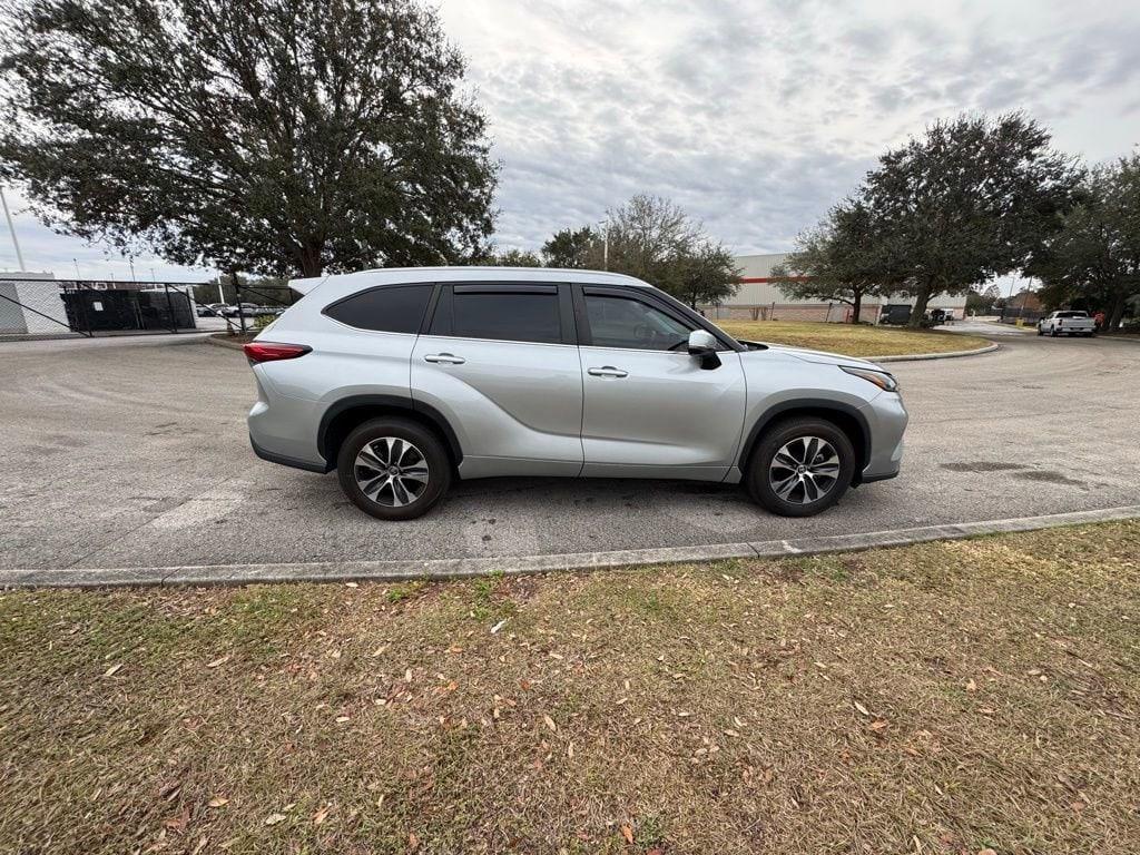 used 2023 Toyota Highlander car, priced at $36,977