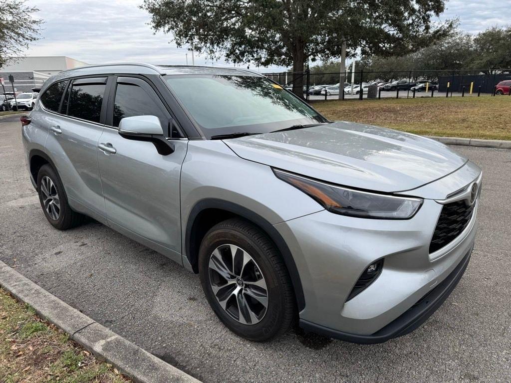 used 2023 Toyota Highlander car, priced at $36,977