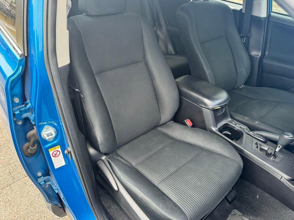 used 2018 Toyota RAV4 car