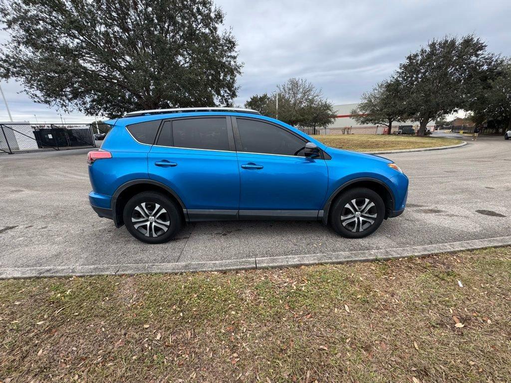 used 2018 Toyota RAV4 car