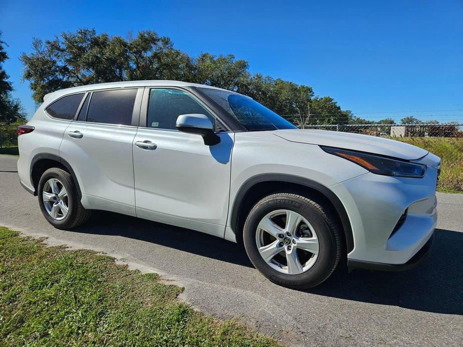 used 2024 Toyota Highlander car, priced at $38,977