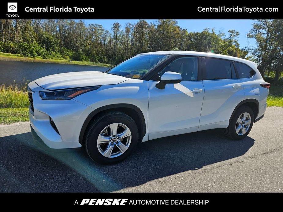 used 2024 Toyota Highlander car, priced at $38,977