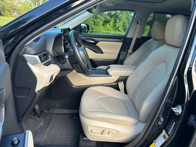 used 2023 Toyota Highlander car, priced at $39,477
