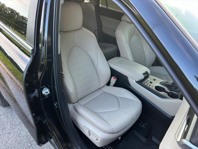 used 2023 Toyota Highlander car, priced at $39,477