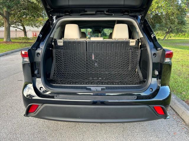used 2023 Toyota Highlander car, priced at $39,477