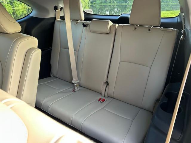 used 2023 Toyota Highlander car, priced at $39,477