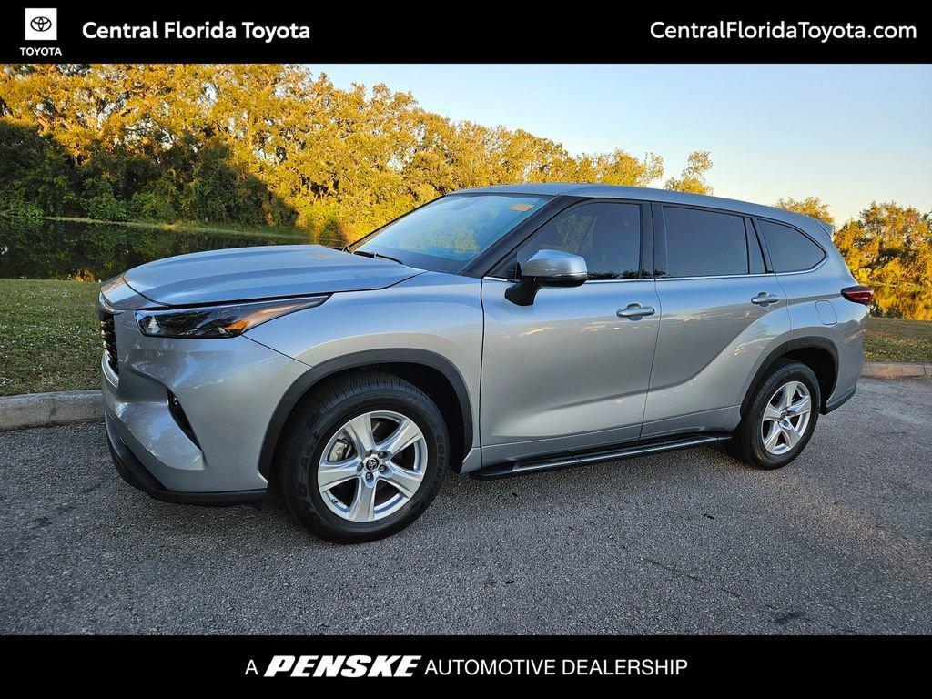 used 2022 Toyota Highlander car, priced at $30,577