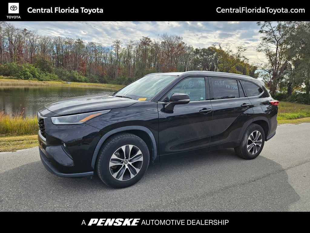 used 2021 Toyota Highlander car, priced at $28,477