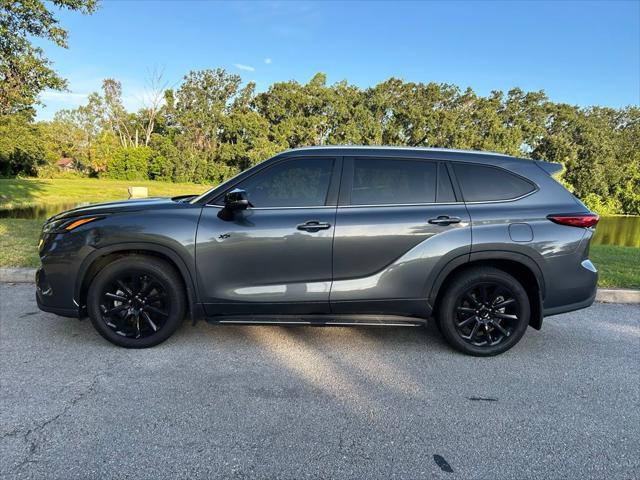 used 2023 Toyota Highlander car, priced at $39,977