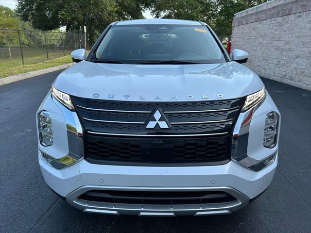 used 2023 Mitsubishi Outlander car, priced at $20,977