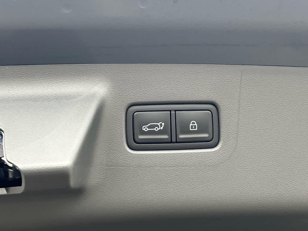 new 2025 Hyundai Santa Fe car, priced at $47,196