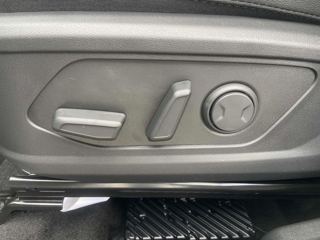 new 2025 Hyundai TUCSON Hybrid car, priced at $43,330