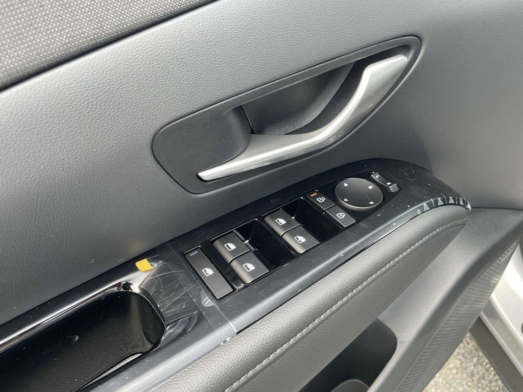 new 2025 Hyundai TUCSON Hybrid car, priced at $43,360