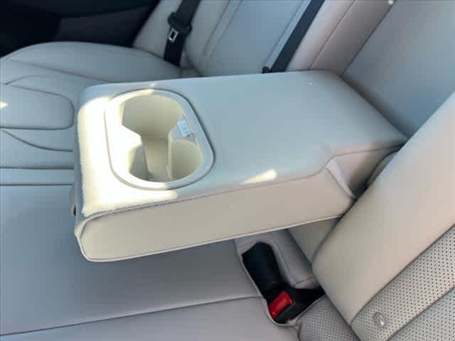 new 2025 Hyundai Elantra car, priced at $28,185