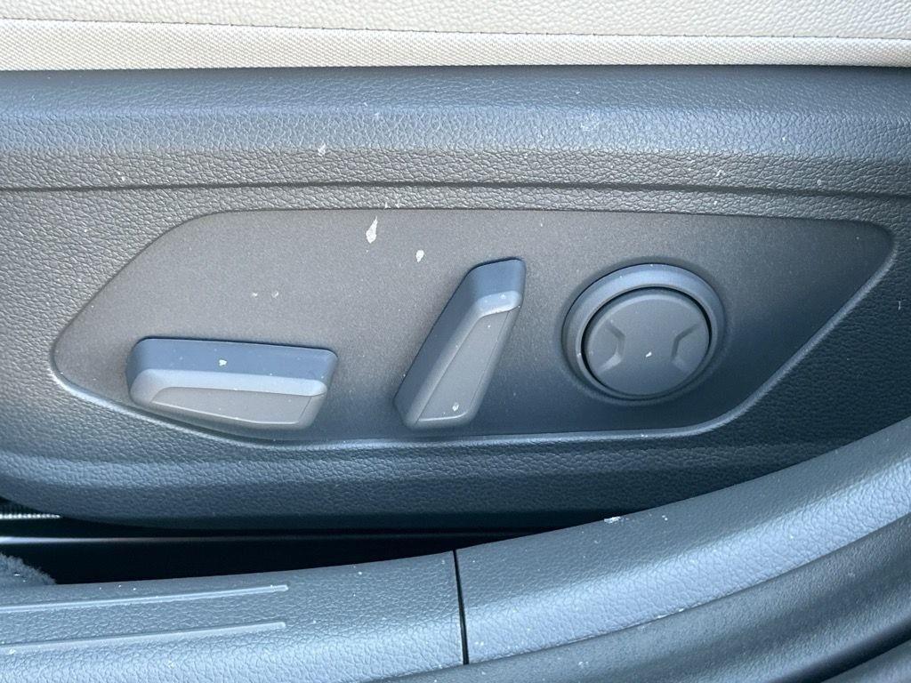 new 2025 Hyundai Sonata Hybrid car, priced at $36,515