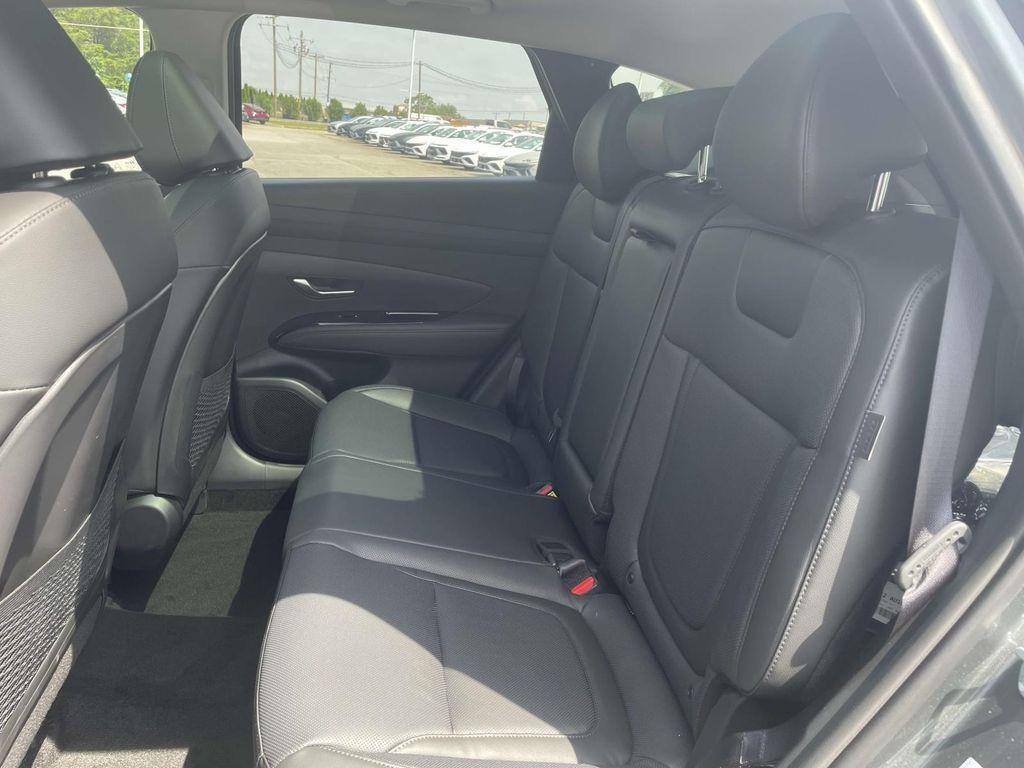new 2025 Hyundai TUCSON Hybrid car, priced at $43,330