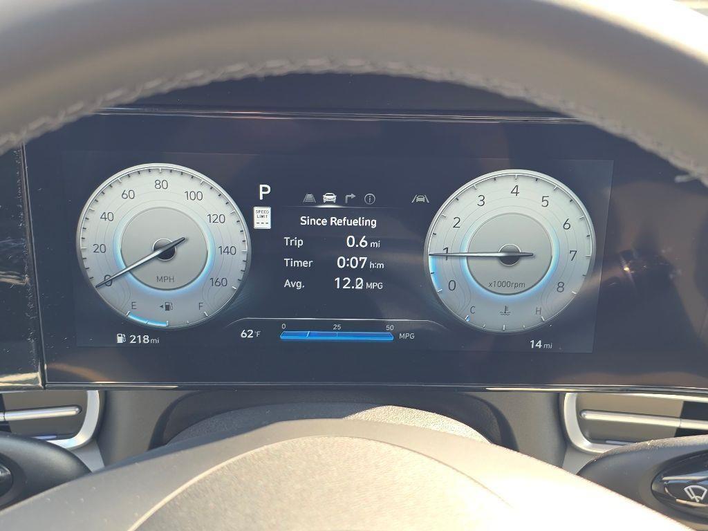 new 2025 Hyundai Elantra car, priced at $28,660