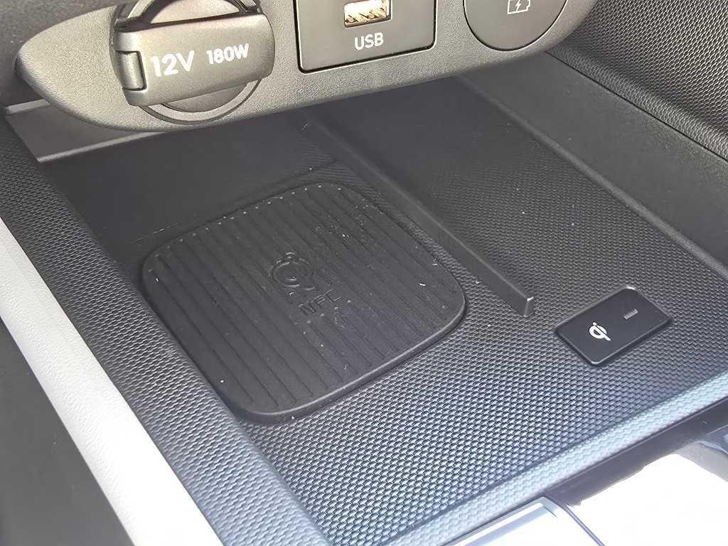 new 2025 Hyundai Elantra car, priced at $28,822