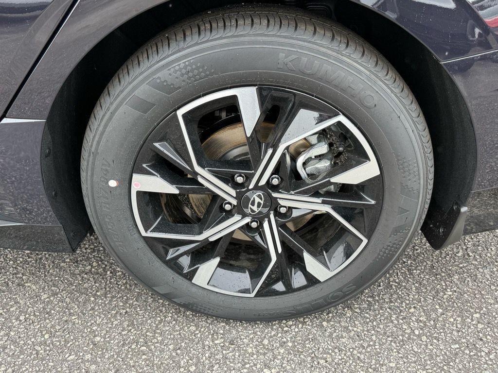 new 2025 Hyundai Sonata car, priced at $31,335