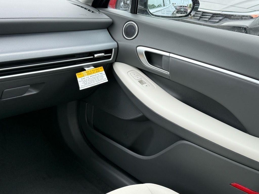 new 2025 Hyundai Sonata car, priced at $31,335