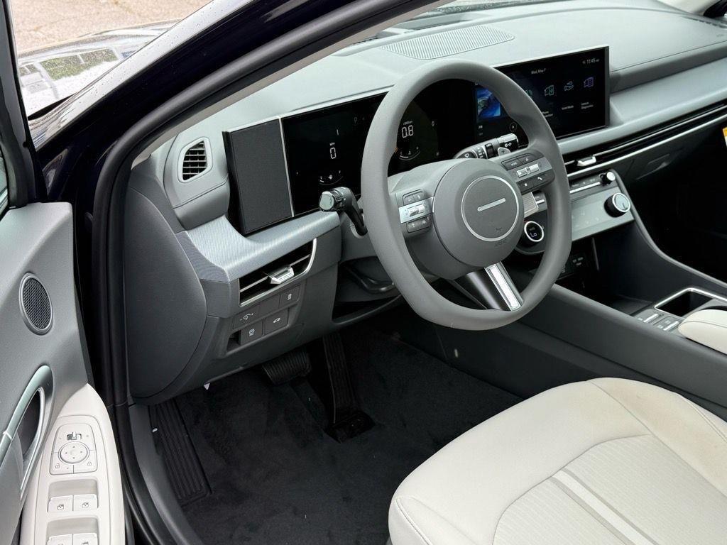 new 2025 Hyundai Sonata car, priced at $31,335