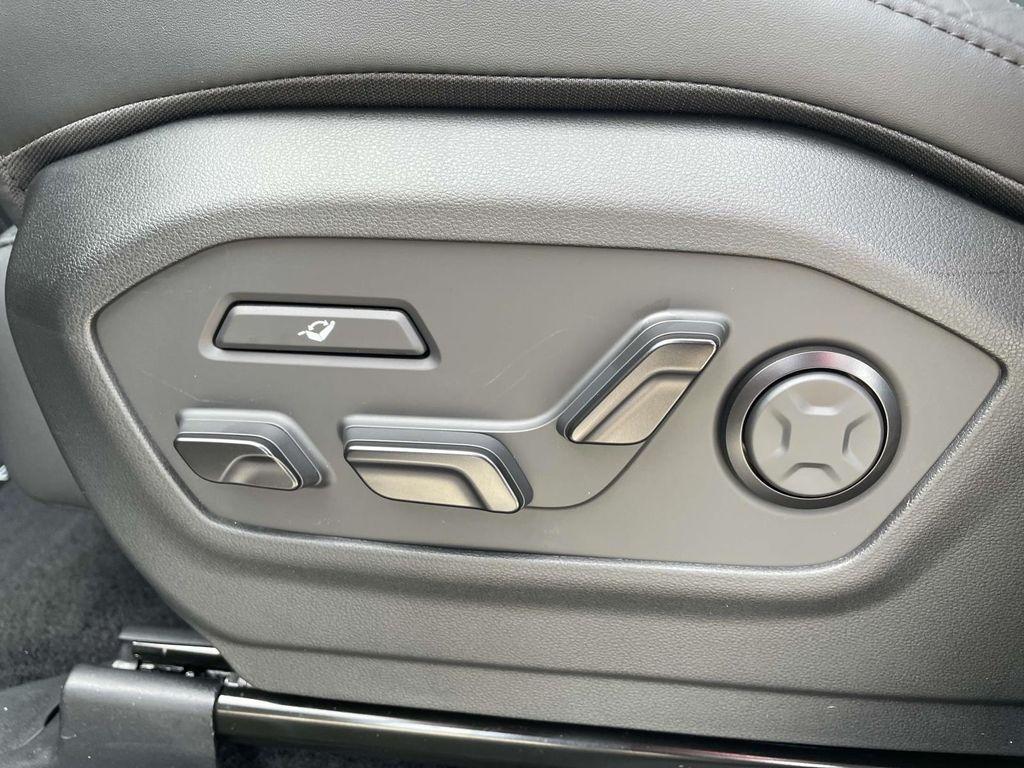 new 2026 Hyundai SANTA FE HEV car, priced at $45,927