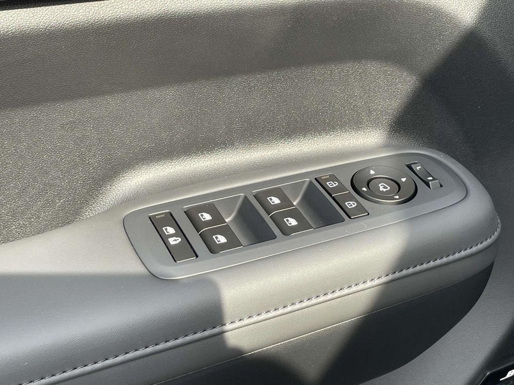 new 2026 Hyundai SANTA FE HEV car, priced at $45,927